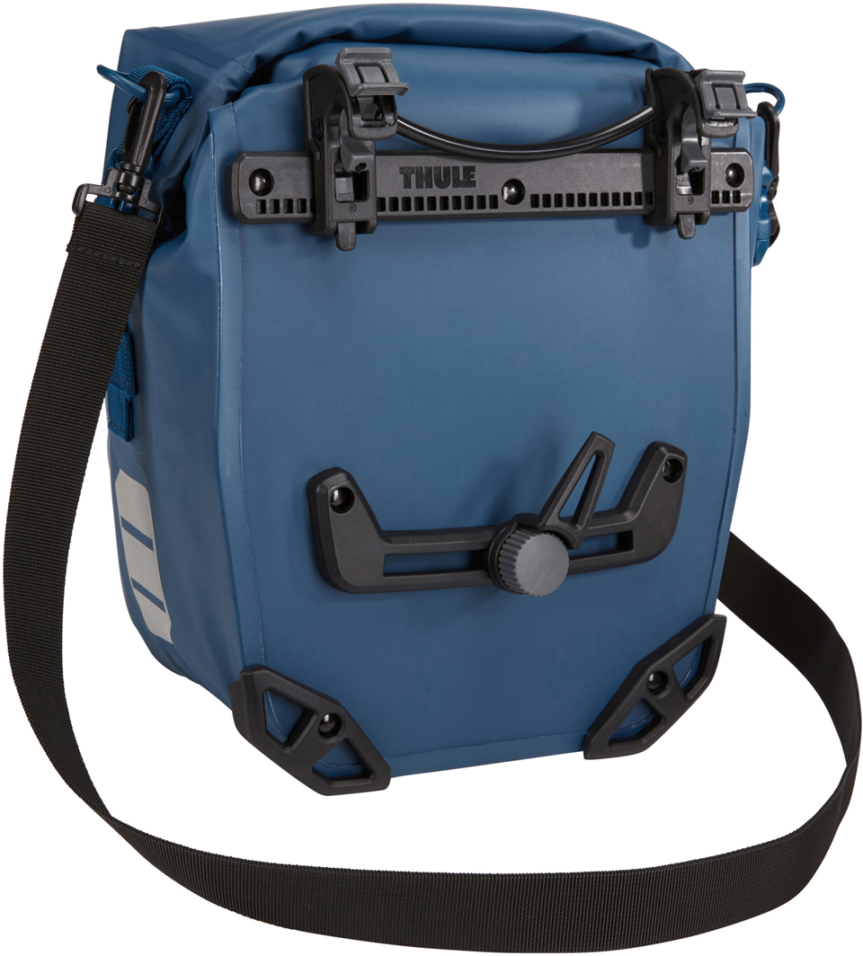 Велосипедні сумки Thule Shield Pannier 13L (Blue) (TH 3204206) - 3 - Robinzon.ua