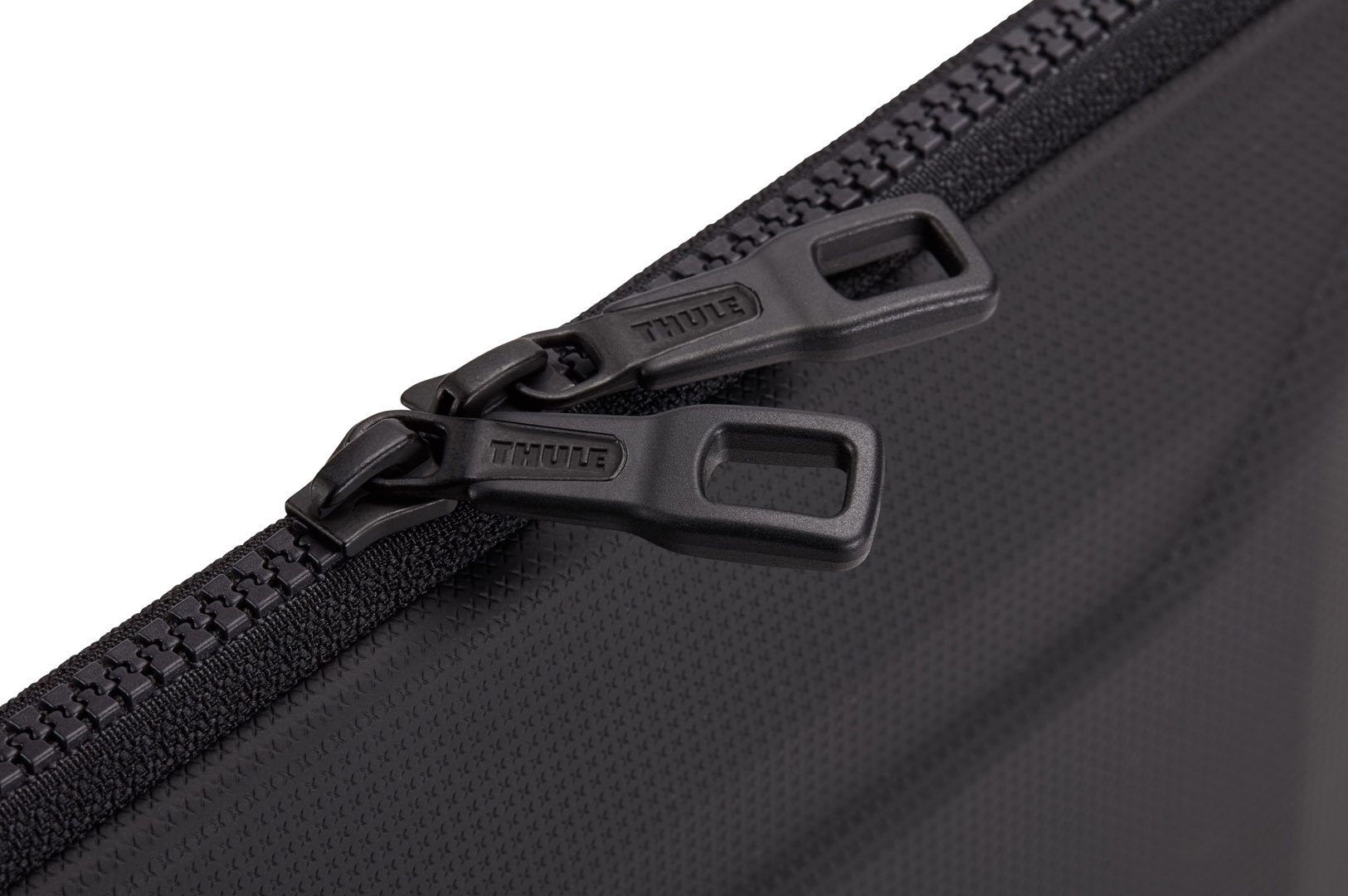 Чехол Thule Gauntlet 4 MacBook Sleeve 14'' (Black) (TH 3204902) - 5 - Robinzon.ua
