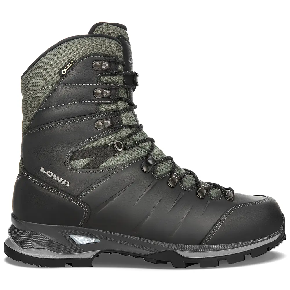 LOWA ботинки Yukon Ice II GTX black 43.5 - Robinzon.ua