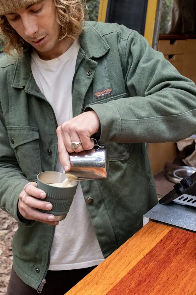 Чашка складная Sea to Summit Detour Stainless Steel Collapsible Mug, Beluga Black (STS ACK039031-050101) - 7 - Robinzon.ua