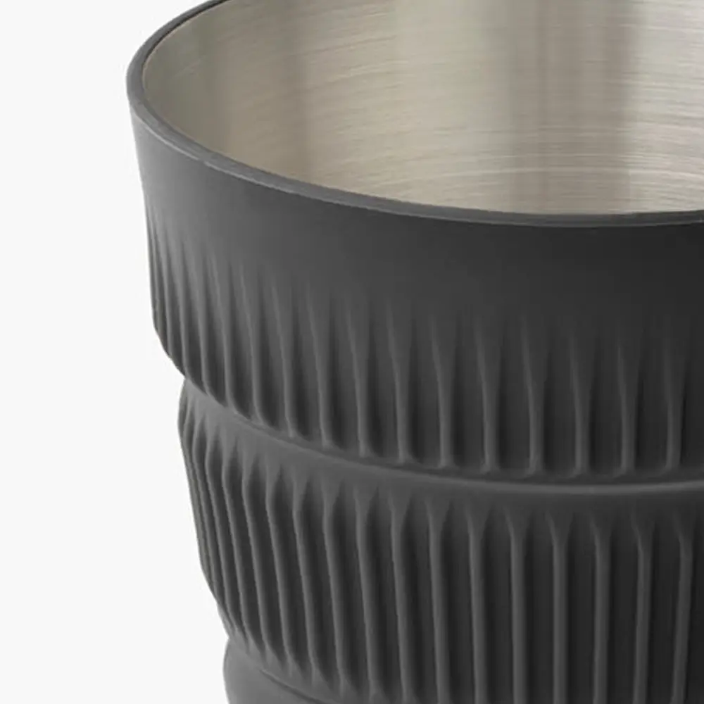 Чашка складная Sea to Summit Detour Stainless Steel Collapsible Mug, Beluga Black (STS ACK039031-050101) - 1 - Robinzon.ua