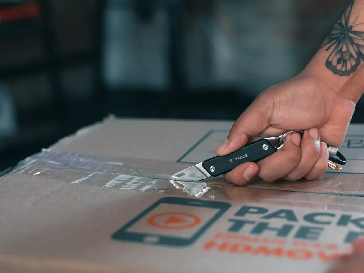 Раскладной Туристический Нож True Utility Modern Keychain Knife, Orange/Natralock (TR TU7061N) - 3 - Robinzon.ua