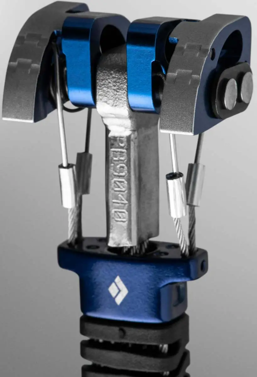 Закладний елемент Black Diamond Camalot Z4, No color, One Size (BD 262243.0000) - 1 - Robinzon.ua