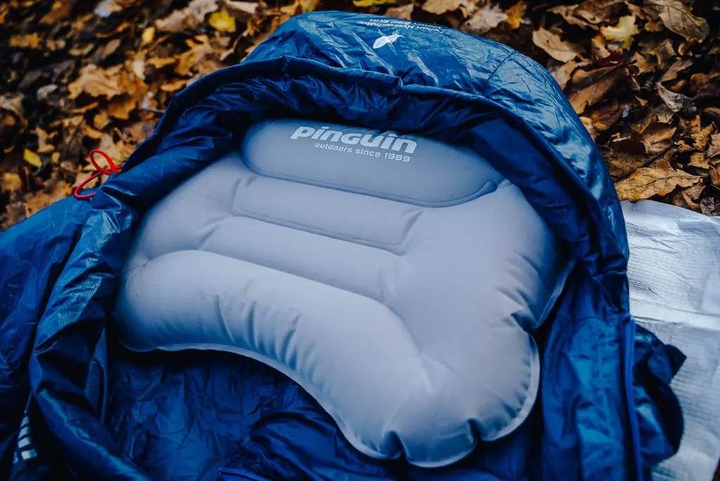 Подушка надувна Pinguin Pillow, Green (PNG 718041) - 4 - Robinzon.ua