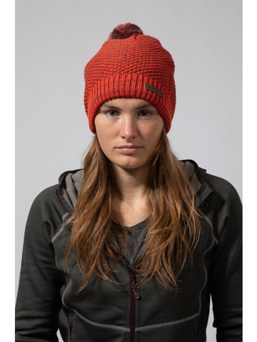 Шапка Montane Beta Bobble Beanie, Saskatoon Berry, р.One Size (HBEBBSASO08) - 3 - Robinzon.ua